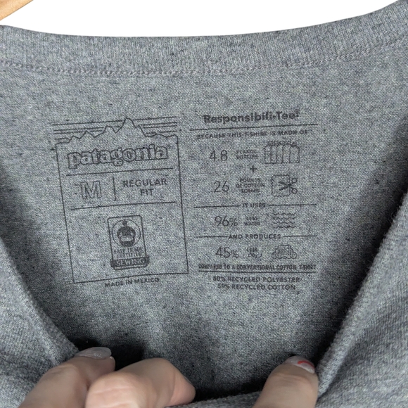 Patagonia P-6 Logo Long Sleeve Responsibili-Tee Gray Men’s Medium - Picture 7 of 8